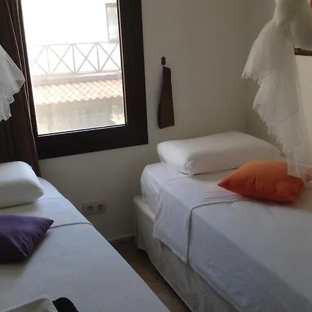 Sleeps 8 Pool Air Con Willa Gündoğan